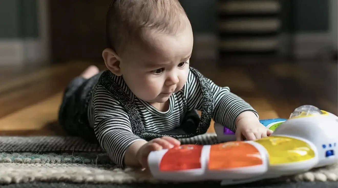 Safety of Baby Formula Assured by FDA TestingCard Image Alt)