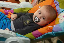 Handy Black Friday Shopping Tips for ParentsCard Image Alt)